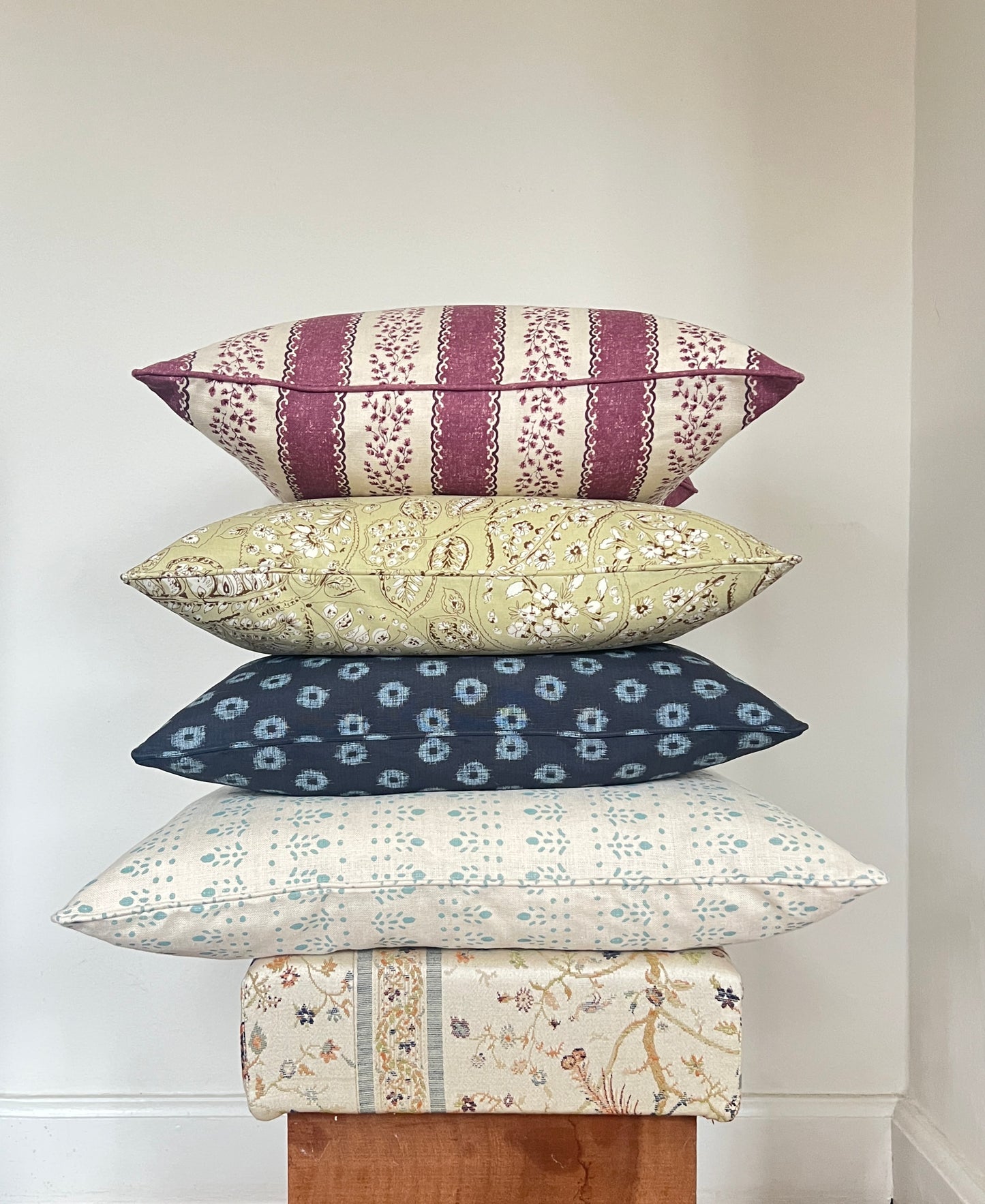 Cotton Pillow - Thyme