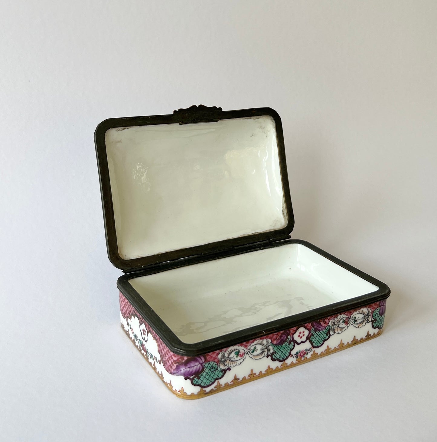 Edmé Samson Porcelain Box