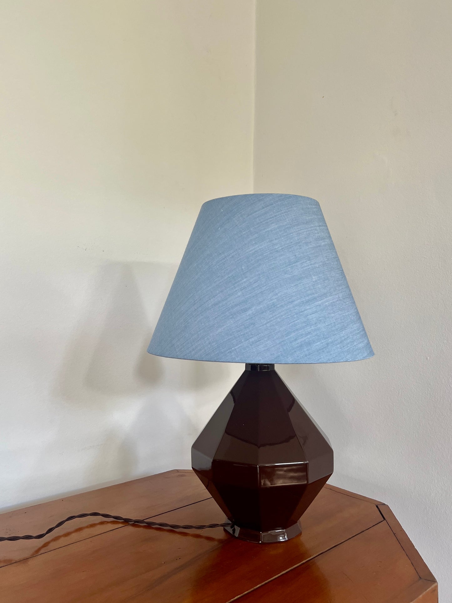 Erwan de Rengervé x Helle Thygesen Table Lamp - Chocolate Brown