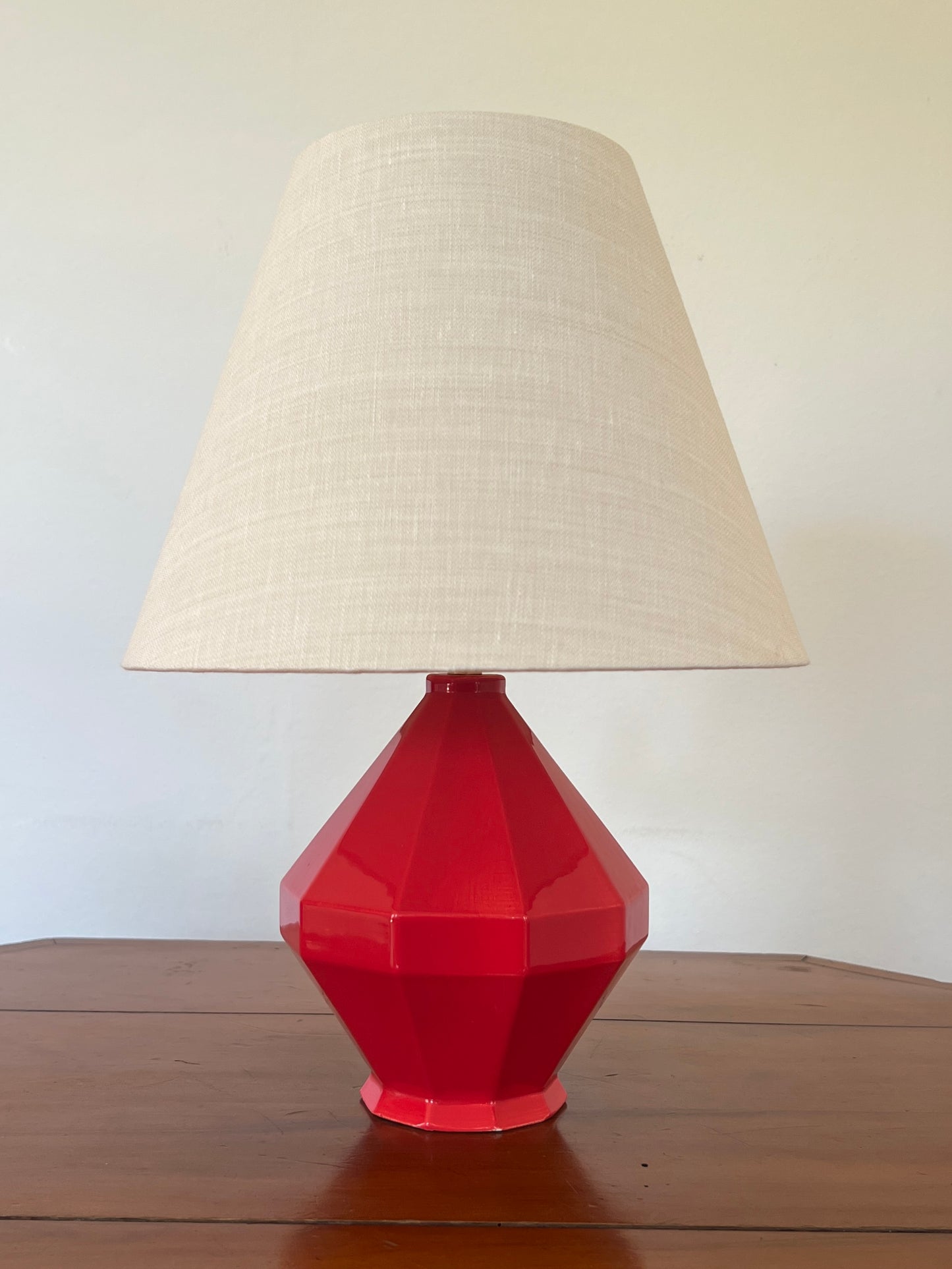 Erwan de Rengervé x Helle Thygesen Table Lamp - Rouge