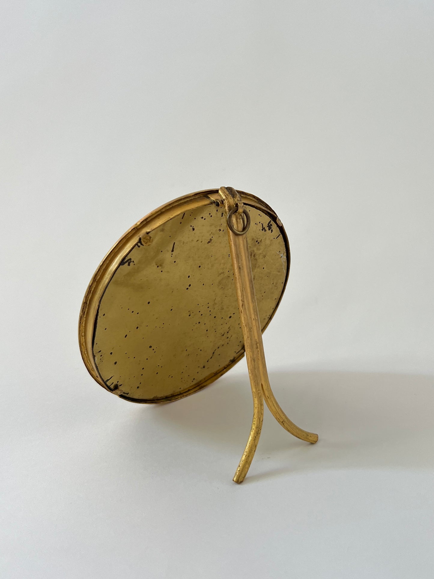Enamel Frame