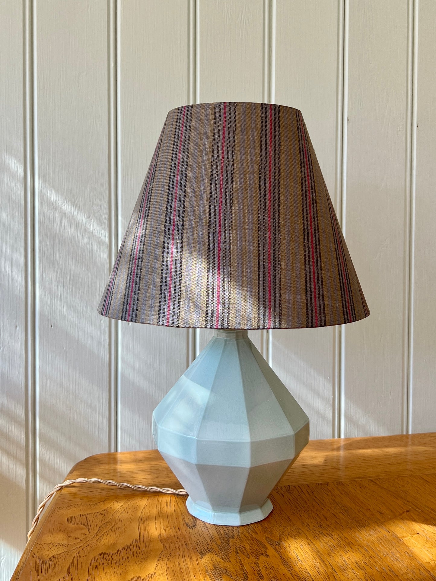 Erwan de Rengervé x Helle Thygesen Table Lamp - Celadon
