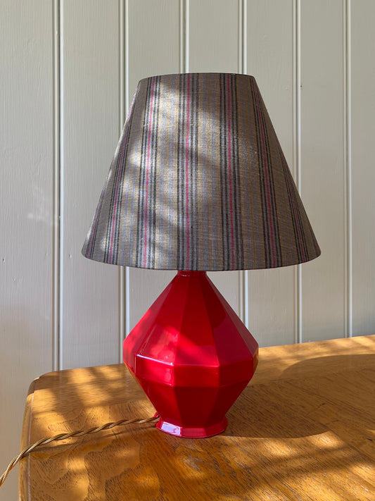 Erwan de Rengervé x Helle Thygesen Table Lamp - Rouge