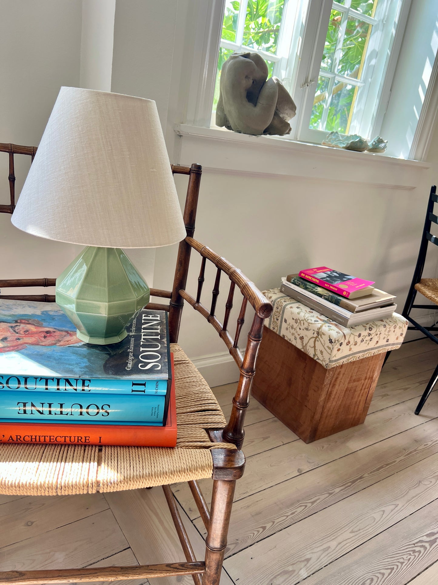 Erwan de Rengervé x Helle Thygesen Table Lamp - Sage Green
