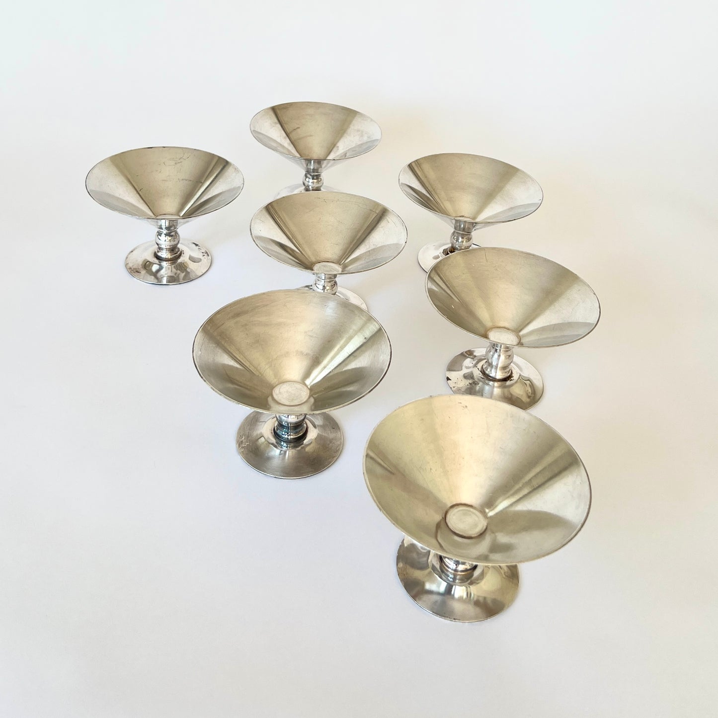 Set of seven footed bowls