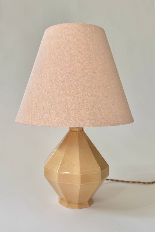 Erwan de Rengervé x Helle Thygesen Table Lamp - Parchemin
