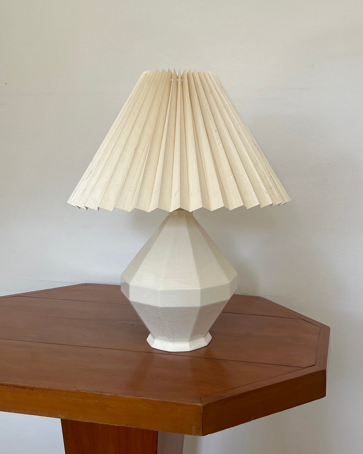 Erwan de Rengervé x Helle Thygesen Table Lamp - Ivory Craquelé