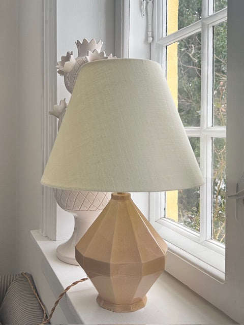 Erwan de Rengervé x Helle Thygesen Table Lamp - Parchemin