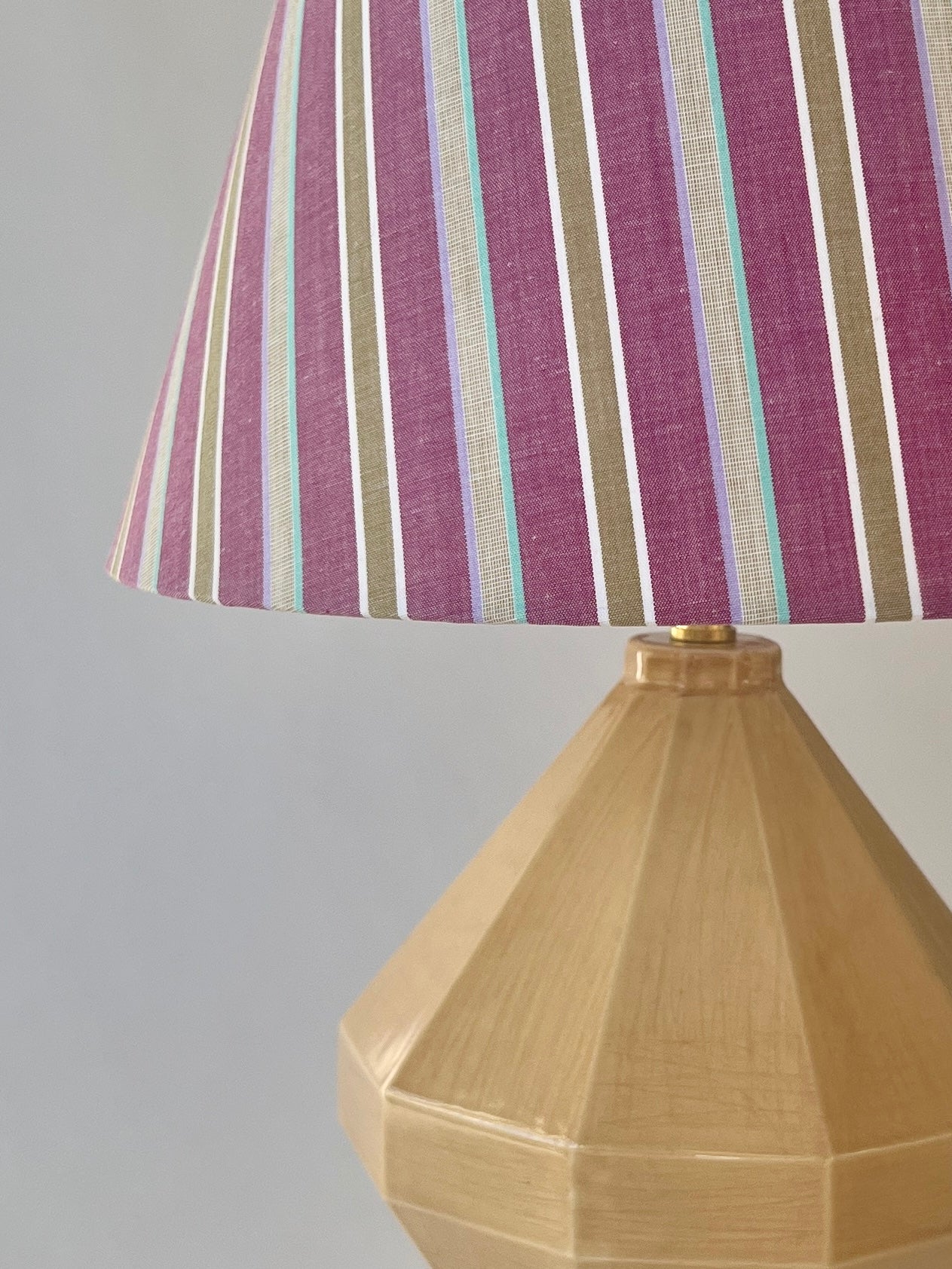 Erwan de Rengervé x Helle Thygesen Table Lamp - Parchemin