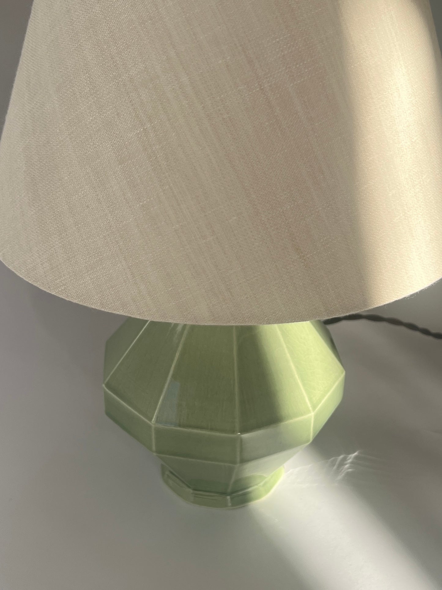 Erwan de Rengervé x Helle Thygesen Table Lamp - Sage Green