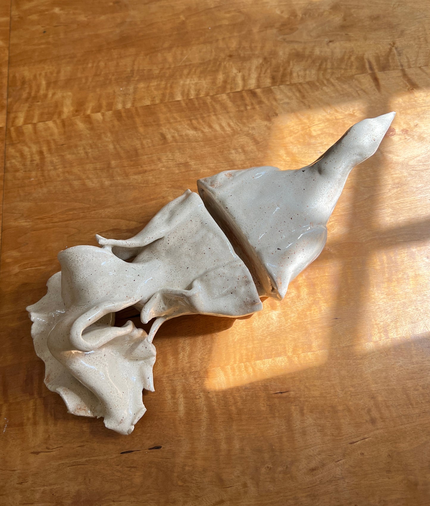 Paloma de Gilot Letter-holder by Carolina Echeverri