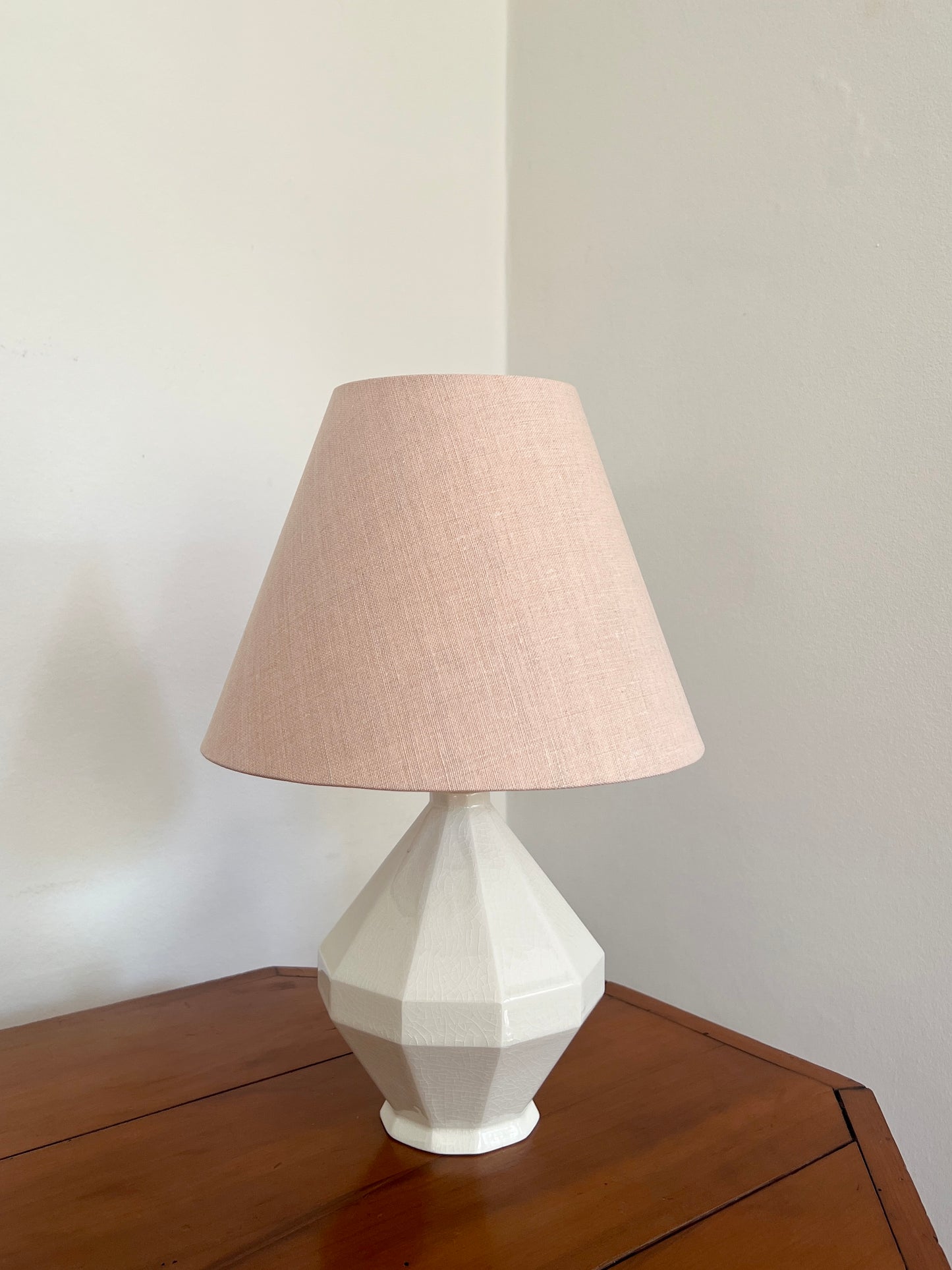 Erwan de Rengervé x Helle Thygesen Table Lamp - Ivory Craquelé