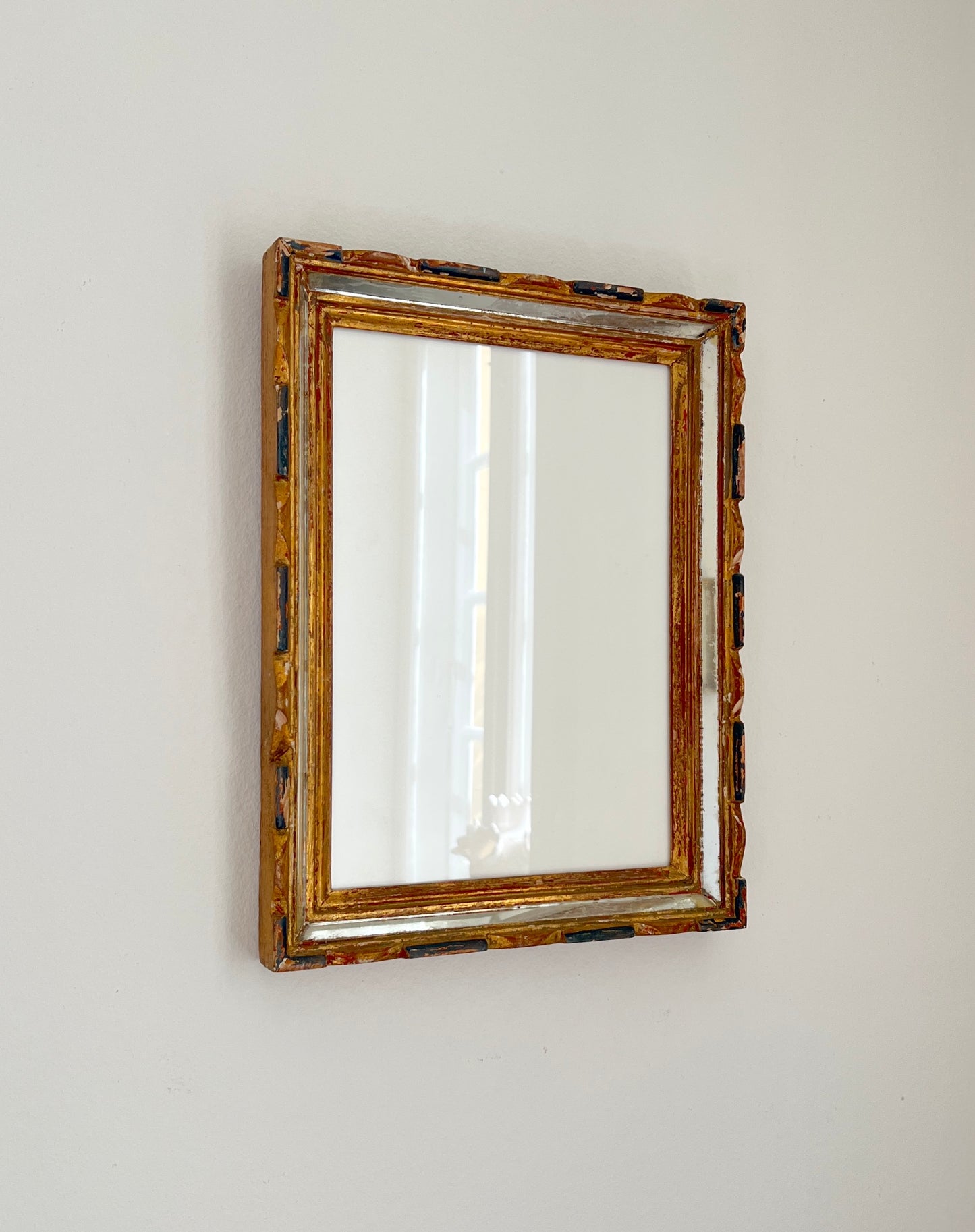 20th century portrait frame