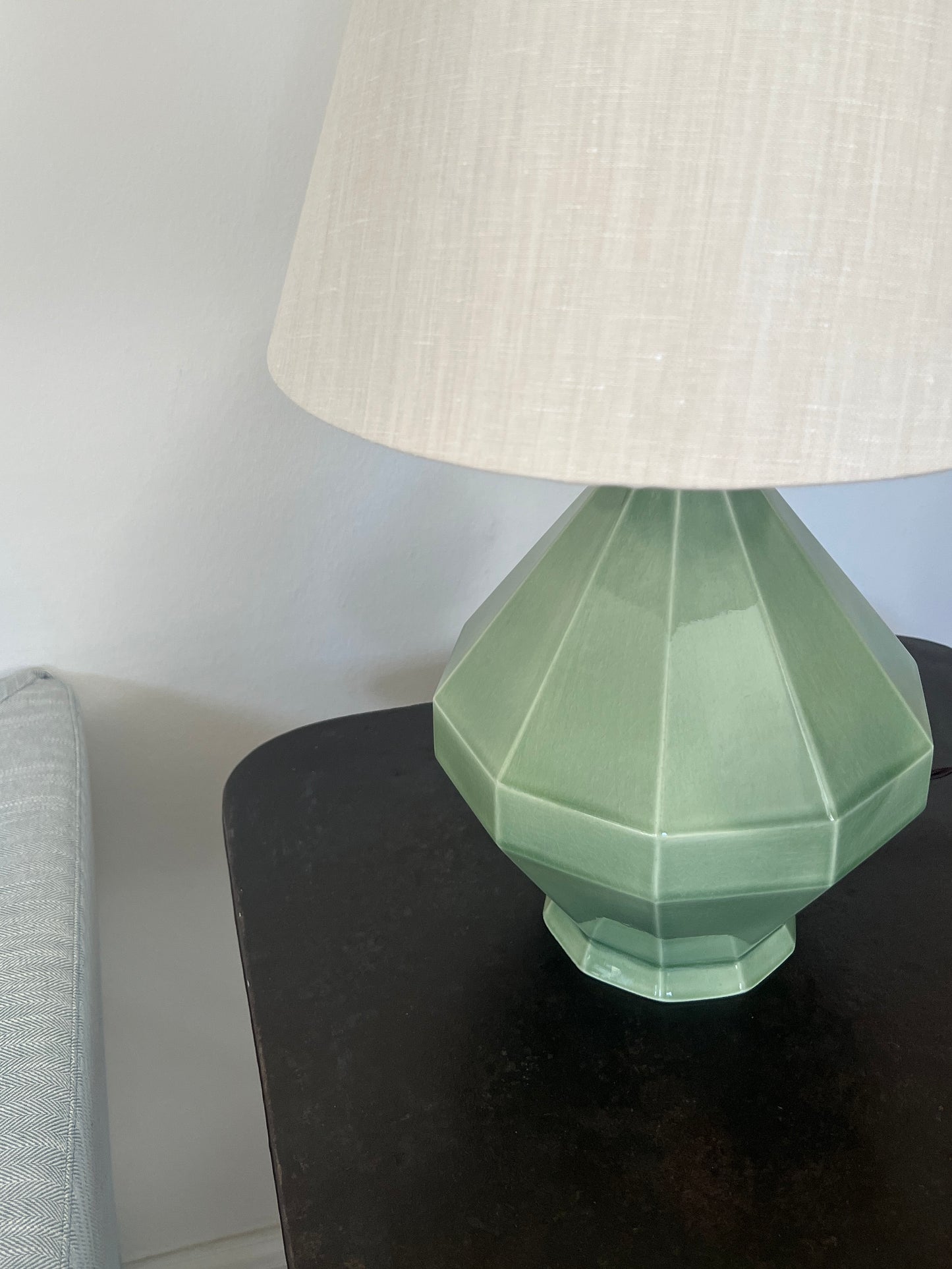Erwan de Rengervé x Helle Thygesen Table Lamp - Sage Green