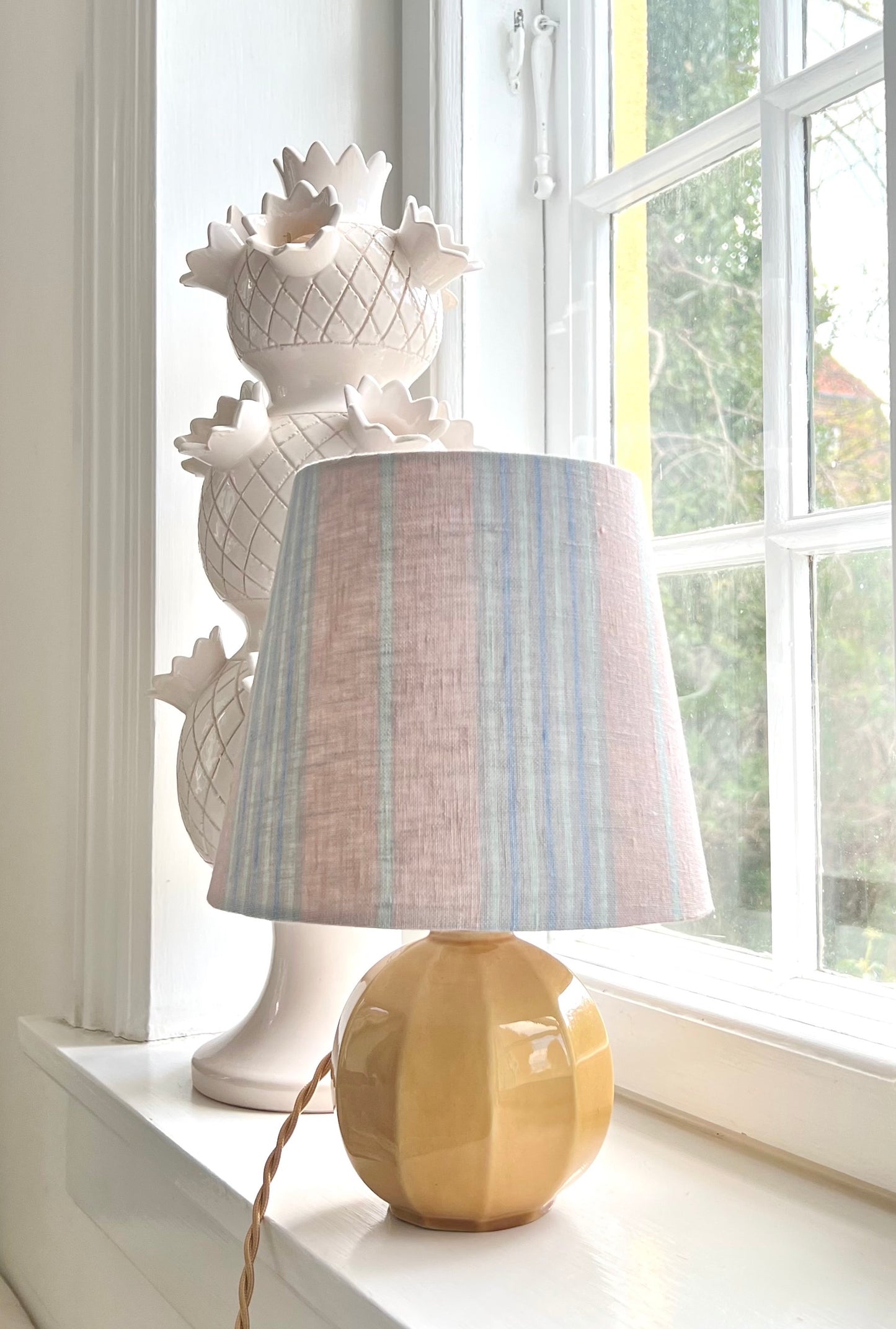 St. Clément Table Lamp